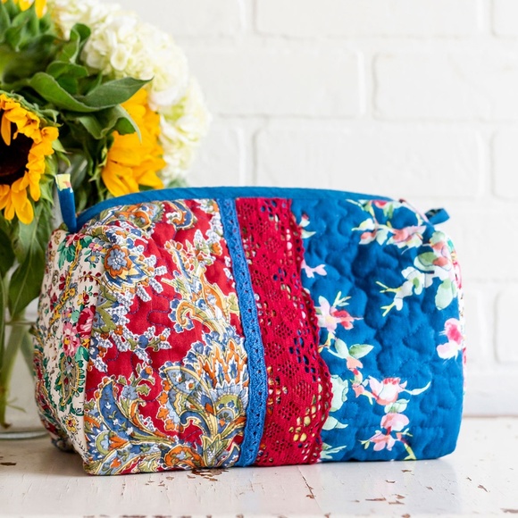 April Cornell Everyday Patchwork LG Cosmetic Bag - Picture 1 of 2